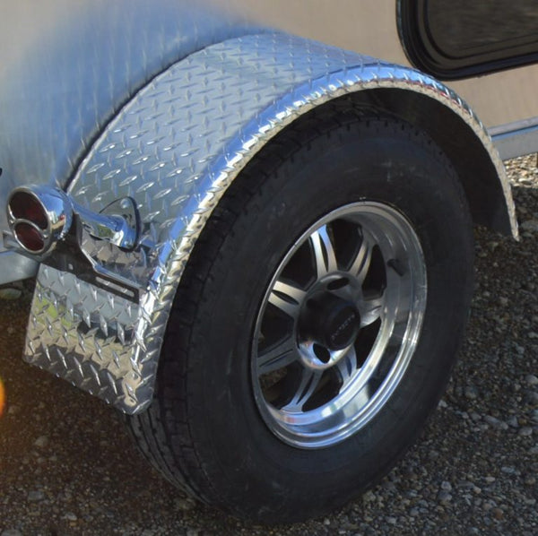 Round Checkered Fender